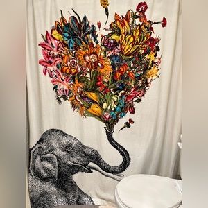 Urban Outfitters Elephant/Heart Shower Curtain White/Multicolored / 100%…